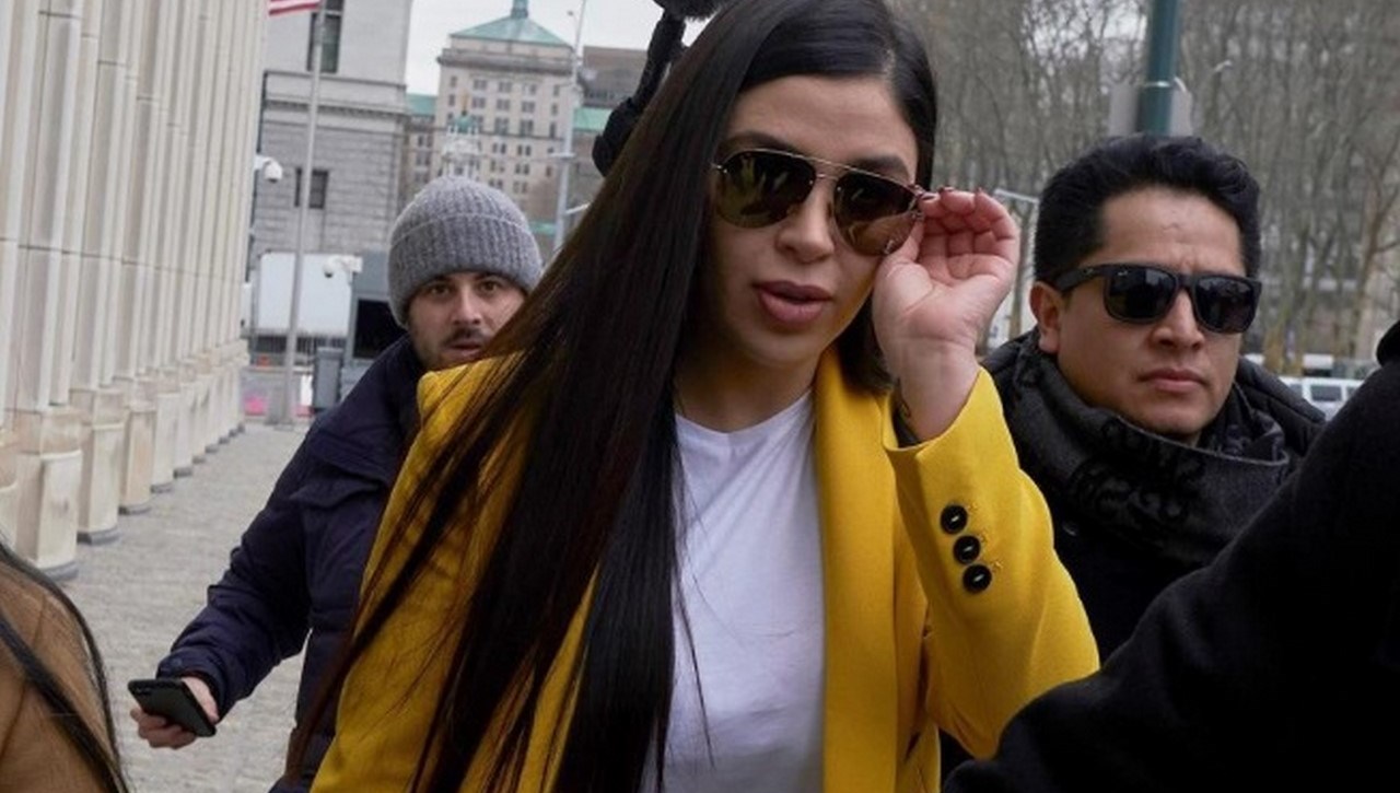 Condenan a tres años de prisión a la esposa del ‘Chapo Guzmán’