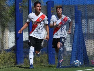 Flabián Londoño, el colombiano que la rompe en la reserva de River Plate 1 Flabián londoño le dio la victoria a River en el superclásico de la reserva
