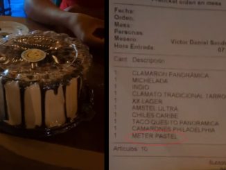 ¿Qué tal esto? ¡Abusivos! En un restaurante cobraron solo por guardar un pastel 1 ¿Qué tal esto? ¡Abusivos! En un restaurante cobraron solo por guardar un pastel