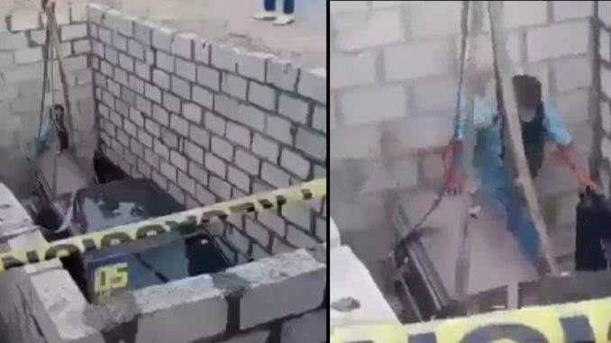 Hombre pidió como último deseo que lo enterraran con el carro que le regaló su hijo Hombre pidió como último deseo que lo enterraran con el carro que le regaló su hijo