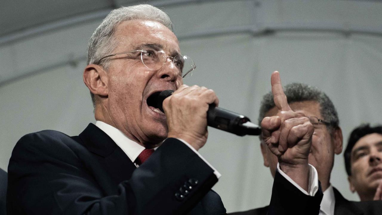 Corte rechaza una tutela con la que Uribe buscaba que le retiraran imputación