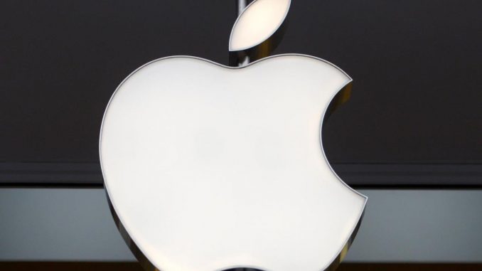 El logo de la compañía Apple, en una fotografía de archivo. EFE/EPA/SHAWN THEW NSO