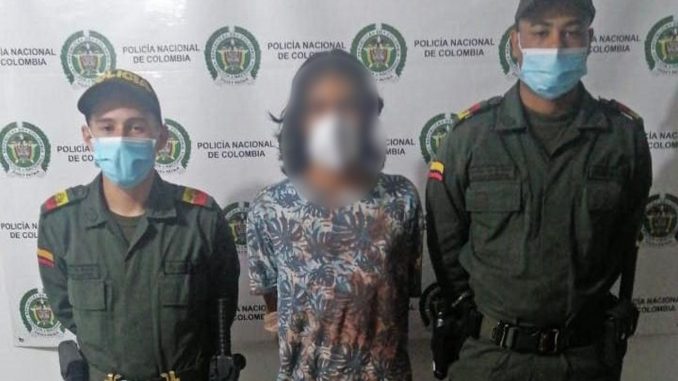 Estaría golpeando a su expareja en Ciudad Bolívar Estaría golpeando a su expareja en Ciudad Bolívar