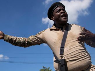 La mayor banda de Haití amenaza con desalojar al primer ministro por la "sangre" 1 haiti