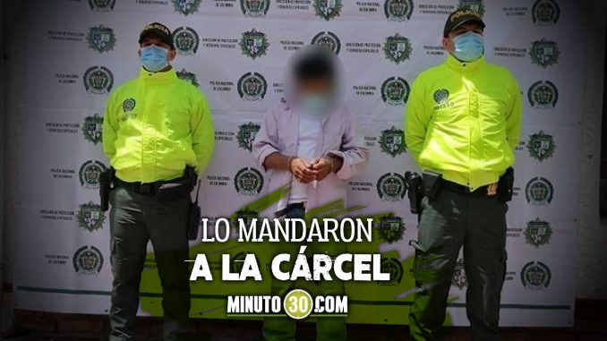 Hombre habría violado a su hija durante 12 años Hombre habría violado a su hija durante 12 años