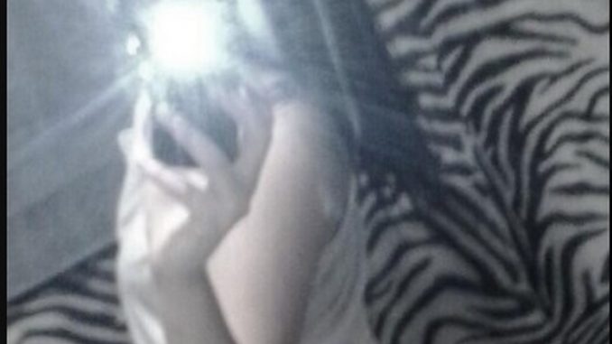modelo webcam desparo vagina