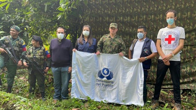 Liberaron al soldado secuestrado por disidencias de las Farc Liberaron al soldado secuestrado por disidencias de las Farc