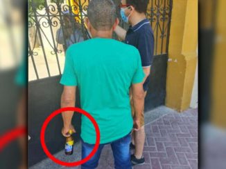 ¡Oiga a este! Vigilante de un cementerio se fue a tomar 'polita' y dejó a tres personas encerradas 1 vigilante- cementerio