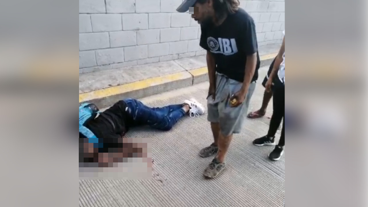 [Video] Metroplus habría atropellado a un peatón por La Minorista
