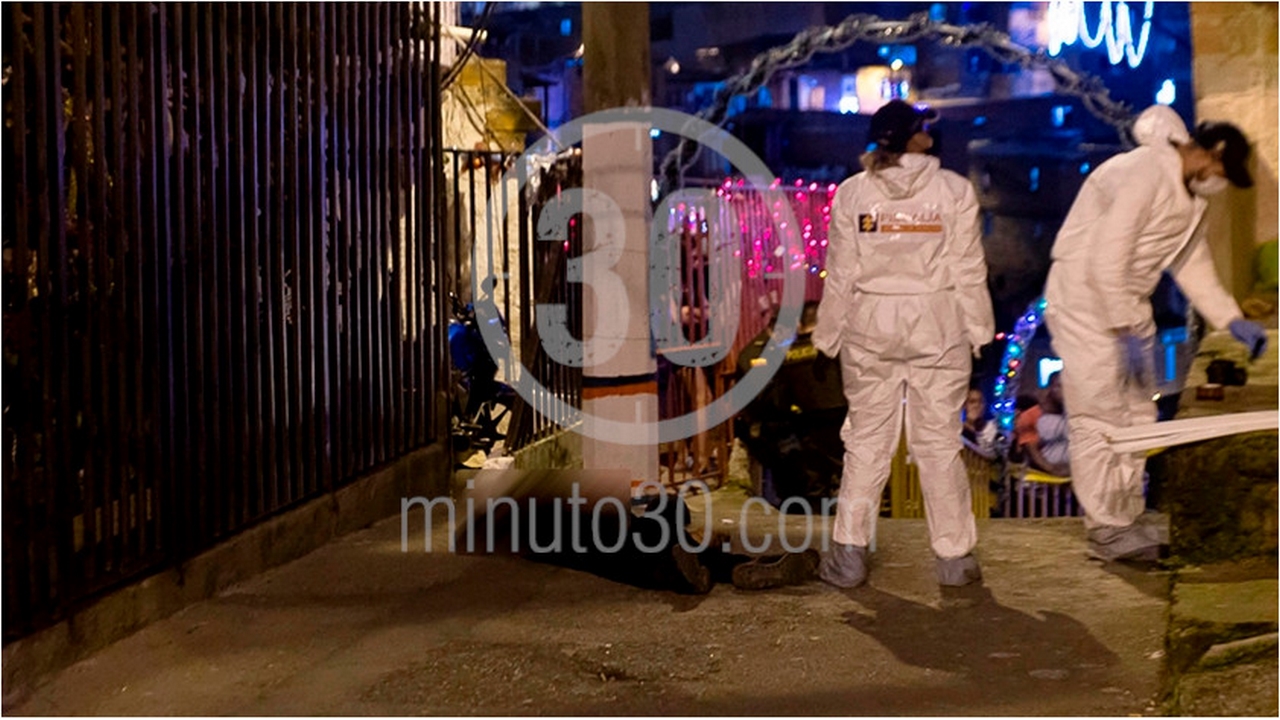 EN FOTOS Y VIDEO: Asesinaron a tiros a un hombre en una 'olla' en Aranjuez 4 Aranjuez
