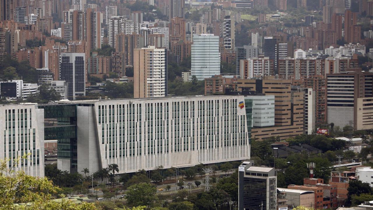 ¡No solo en las plataformas! Reportan fallas en los cajeros de Bancolombia