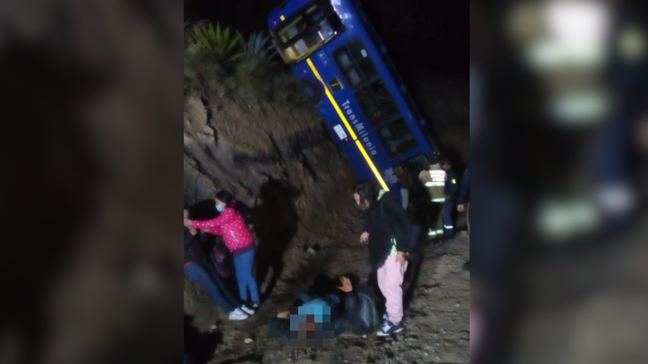 [Video] ¡Tragedia en Bogotá! Bus del SITP cayó en un barranco, hay dos pasajeros muertos