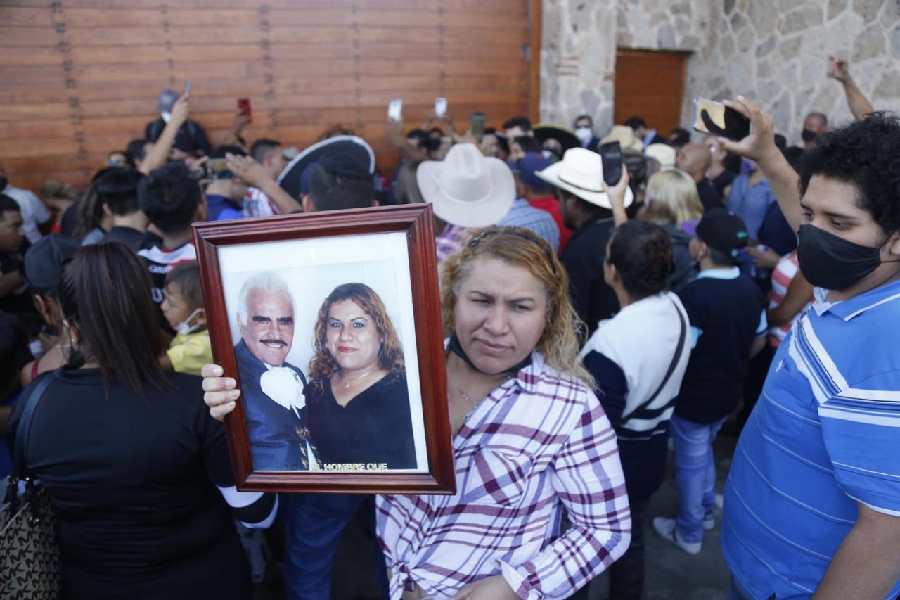 VIDEO: Guadalajara se vuelca con Vicente Fernández y lo despide con toda su música 2 DESPEDIDA VICENTE2