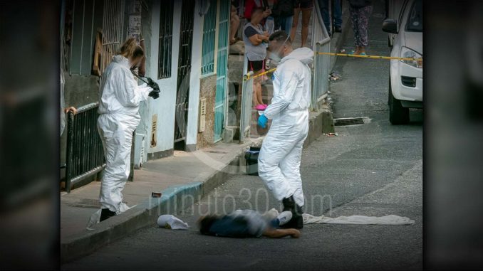 EN FOTOS Y VIDEO ¡Ya van dos! Otro hombre fue asesinado en menos de 24 horas en El Popular El Popular