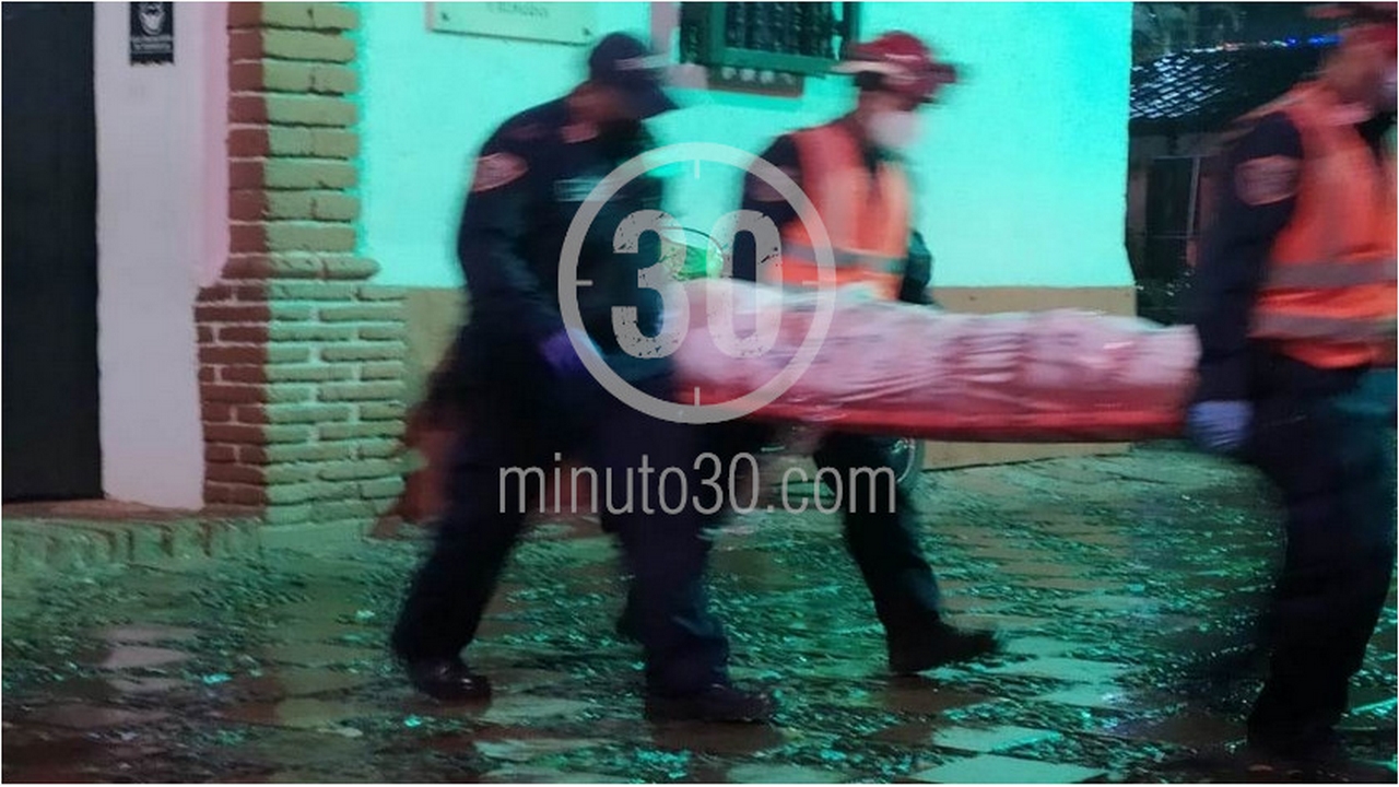 EN FOTOS: Lamentable: Un sacristán se quitó la vida en el campanario de una iglesia en Envigado 5 Envigado