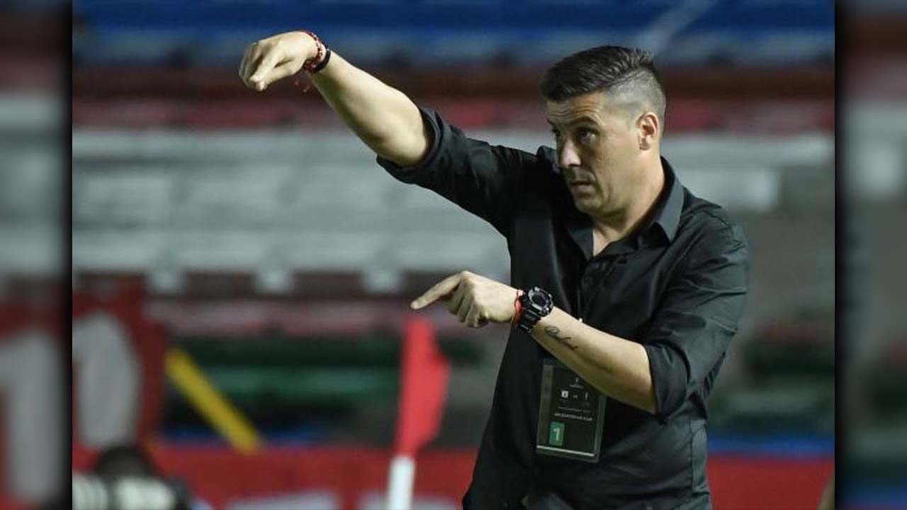 Juan Cruz Real es el nuevo entrenador del Junior de Barranquilla