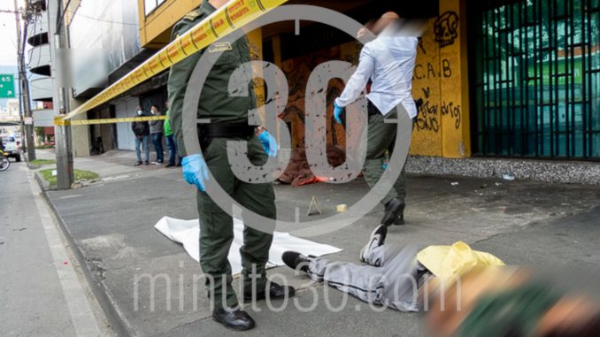 Encarcelaron a un sujeto acusado de matar con un pico de botella a un habitante de calle Encarcelaron a un sujeto acusado de matar con un pico de botella a un habitante de calle
