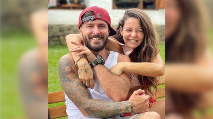 Critican fuertemente a Tatán Mejía por besa a su hija en la boca Critican fuertemente a Tatán Mejía por besa a su hija en la boca
