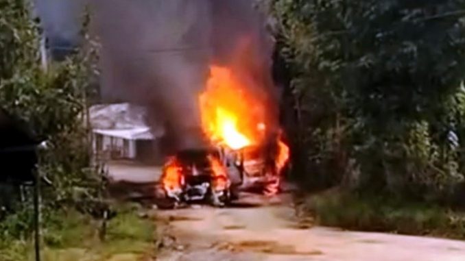 Dos camiones cisterna fueron quemados en Cauca Dos camiones cisterna fueron quemados en Cauca