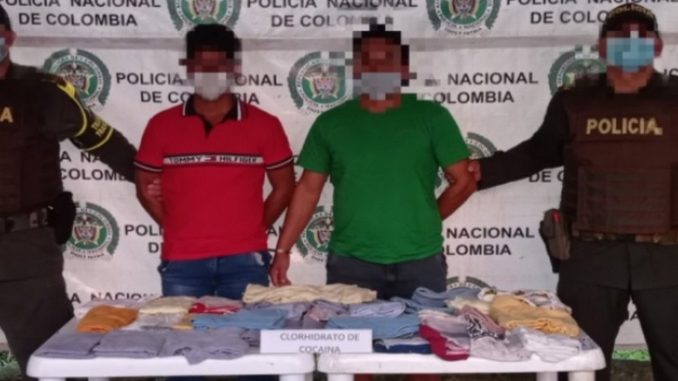 Cogieron a dos en Carepa que llevaban clorhidrato de cocaína Cogieron a dos en Carepa que llevaban clorhidrato de cocaína