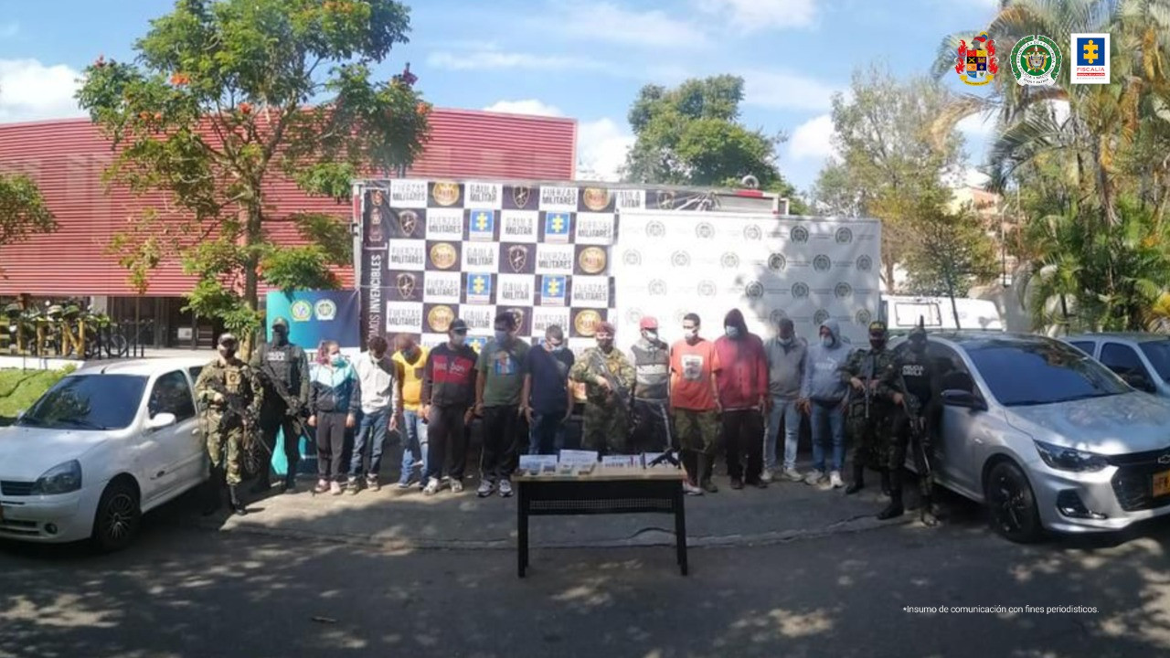 Cogieron a 12 presuntos integrantes de ‘Los Chatas’