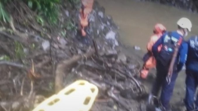 Dos hermanitos se ahogaron en el río San Juan Dos hermanitos se ahogaron en el río San Juan