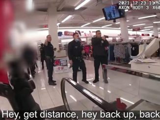VIDEO: ¡Activistas exigen cargos! Policía de Los Ángeles mató accidentalmente a niña chilena 1 policia dispara contra valentina orellana