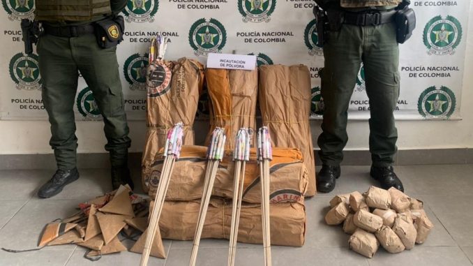 Incautaron en Andes 2.630 unidades de pólvora Incautaron en Andes 2.630 unidades de pólvora