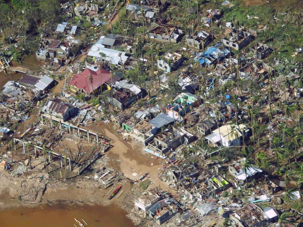 El tifón Rai deja al menos 31 muertos en Filipinas 3 tifon1