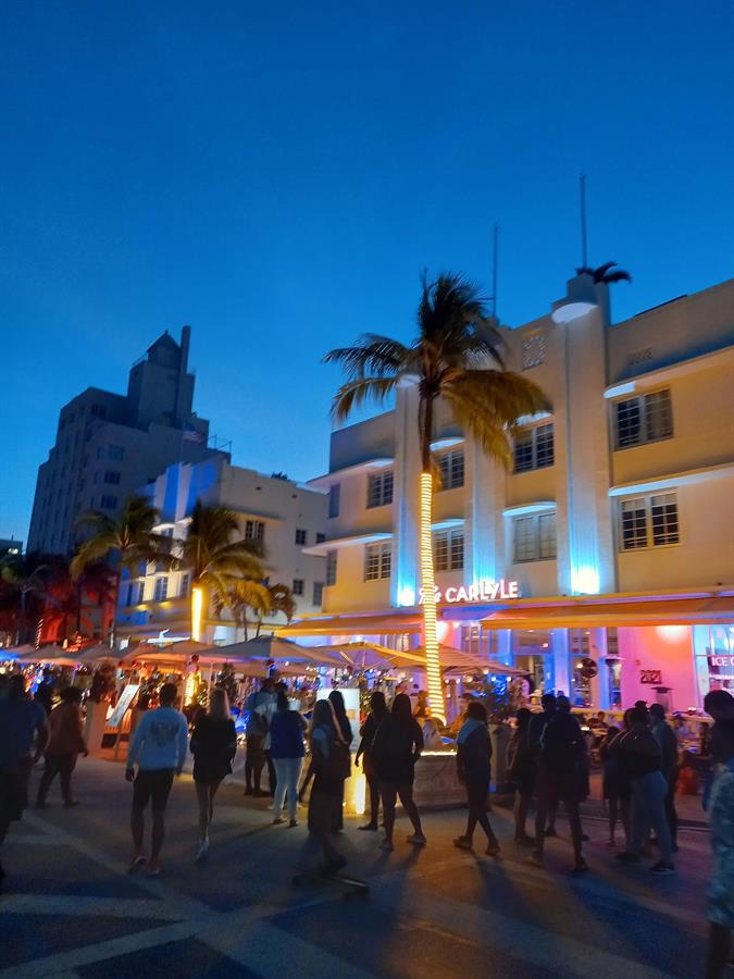 ¿Coronavirus? ¿Qué coronavirus? La fiesta de Miami Beach no entiende de covid 2 covid miami2