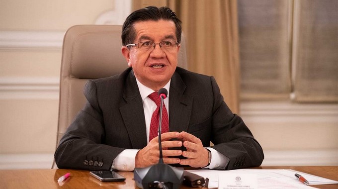 ¡OJO! Endurecen medidas restrictivas para todo el país por alza de contagios COVID 1 Ministro de Salud Fernando Ruiz Gomez