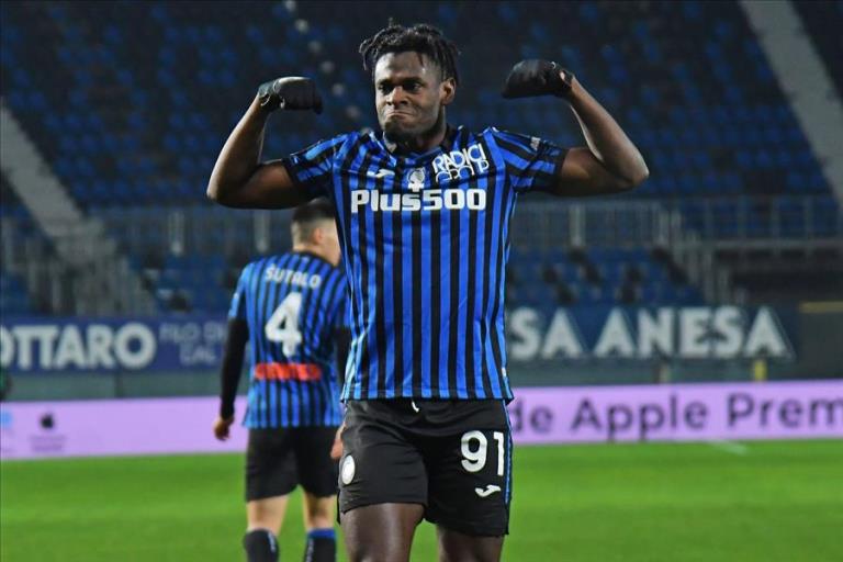 Un monumental Duván cita al Atalanta con el Juventus en la final 2 duvan zapata 2