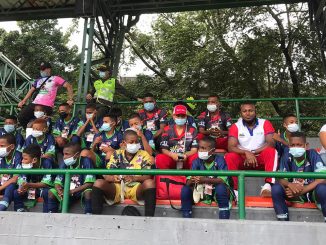 Video: ¡Como buen embajador deportivo! César Valoyes encamina el crecimiento deportivo de jóvenes promesas en el Pacífico Chocoano 1 ¡Como buen embajador deportivo! Valoyes encamina el crecimiento deportivo de jóvenes en el Pacífico Chocoano