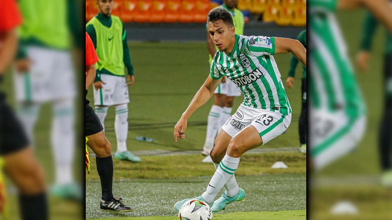 Alex Castro es nuevo jugador de Nacional de Uruguay