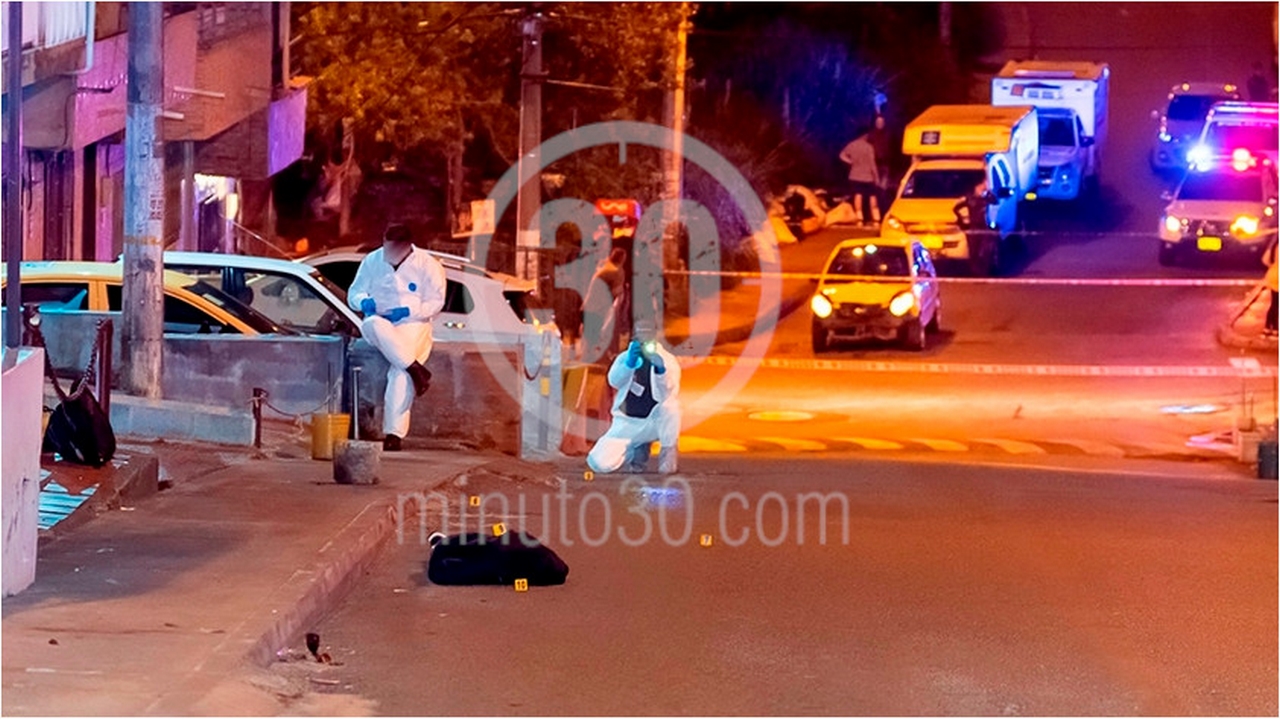 EN FOTOS Y VIDEO: Estaba dentro de un taxi en Campo Valdés y llegaron a matarlo ¿Lo estaban esperando? 6 Campo Valdés
