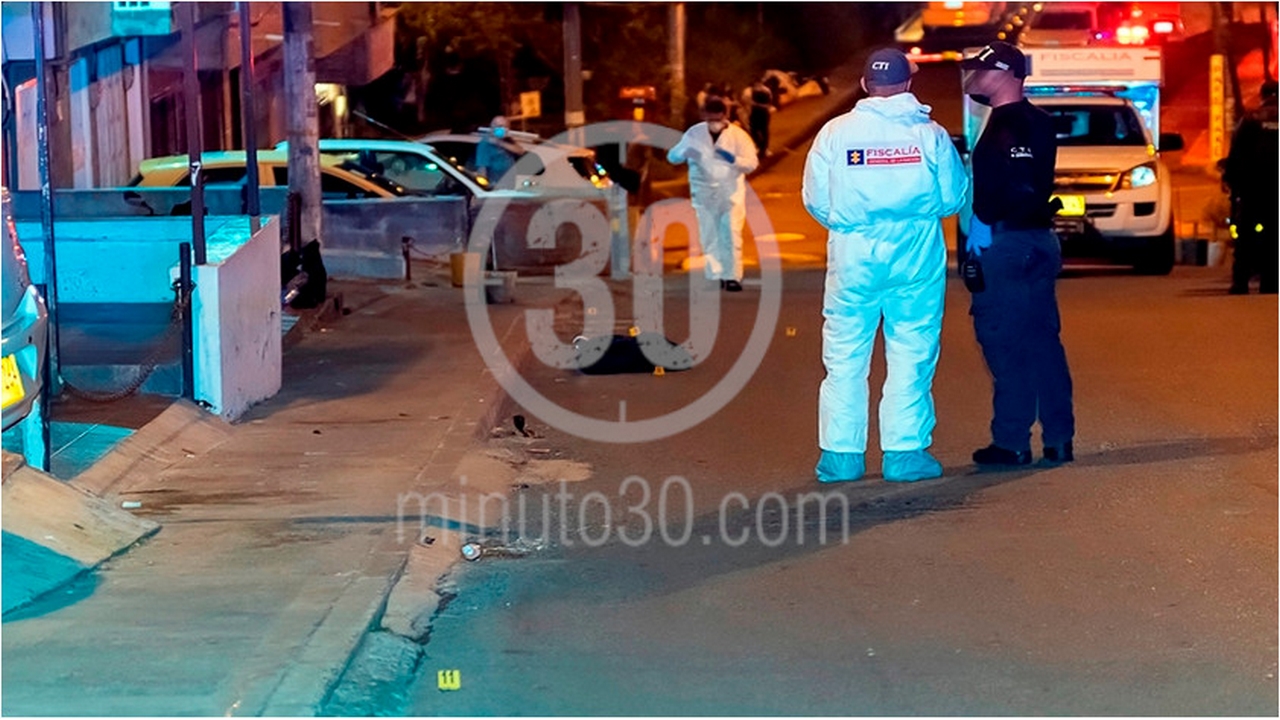 EN FOTOS Y VIDEO: Estaba dentro de un taxi en Campo Valdés y llegaron a matarlo ¿Lo estaban esperando? 9 Campo Valdés