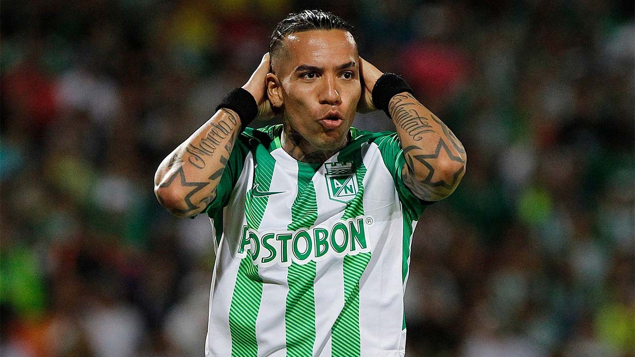 Dayro Moreno llegó a Bucaramanga para firmar con el club leopardo