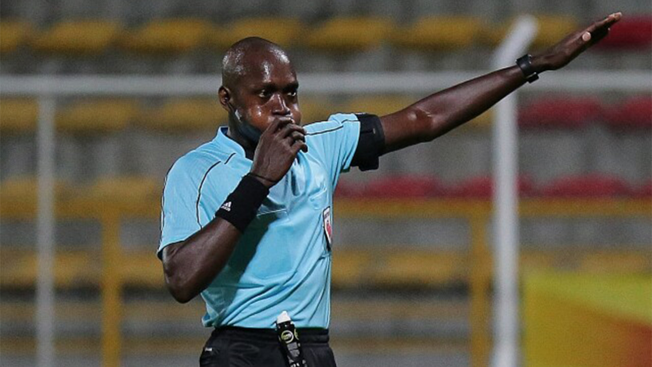 John Hinestroza es el árbitro que pitará Independiente Santa Fe vs Águilas en la fecha 2 de la Liga