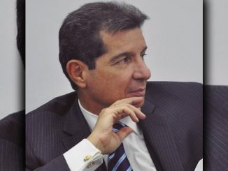 José Félix Lafaurie se habría reunido con Mancuso para que financiara campaña de exfiscal Mario Iguarán 1 José Félix Lafaurie