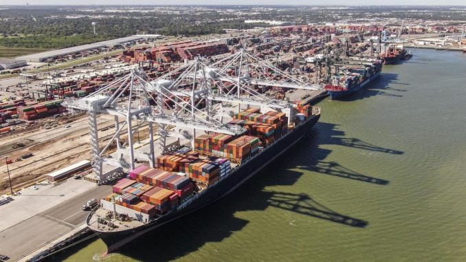 Fotografía de archivo del Puerto de Houston (EE.UU.) EFE/EPA/TANNEN MAURY Banco Mundial