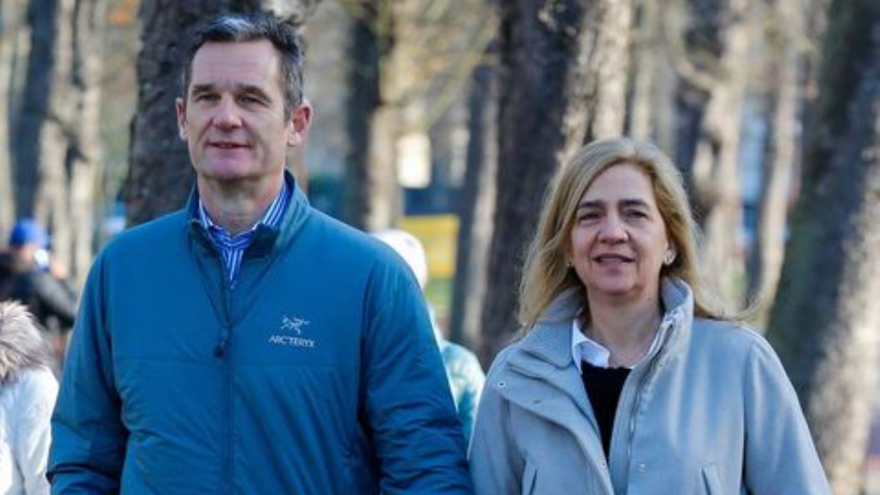 ¡Escándalo en la corona española! Iñaki Urdangarín muy acaramelado con mujer que no es la Infanta Cristina