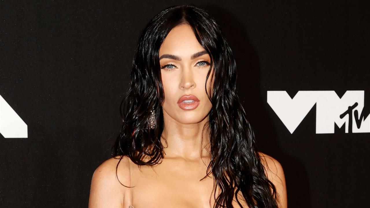 ¡Qué anillazo! Megan Fox y su pareja, Machine Gun Kelly, se comprometen en Puerto Rico