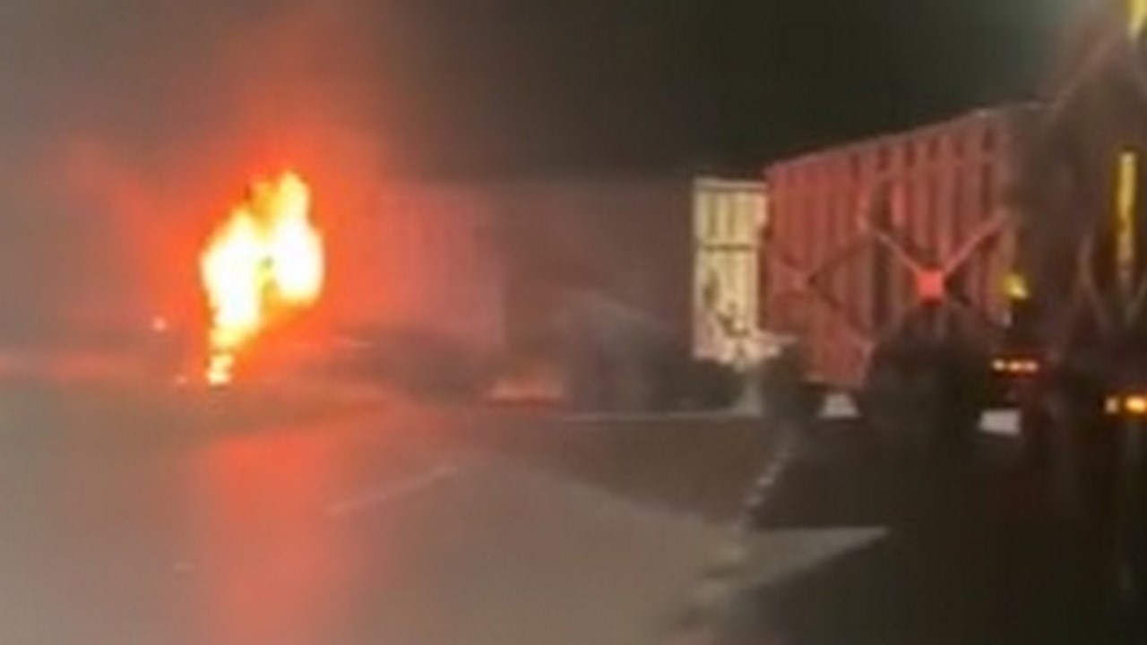 Incendiaron un tren cañero en la vía Cali-Andalucía