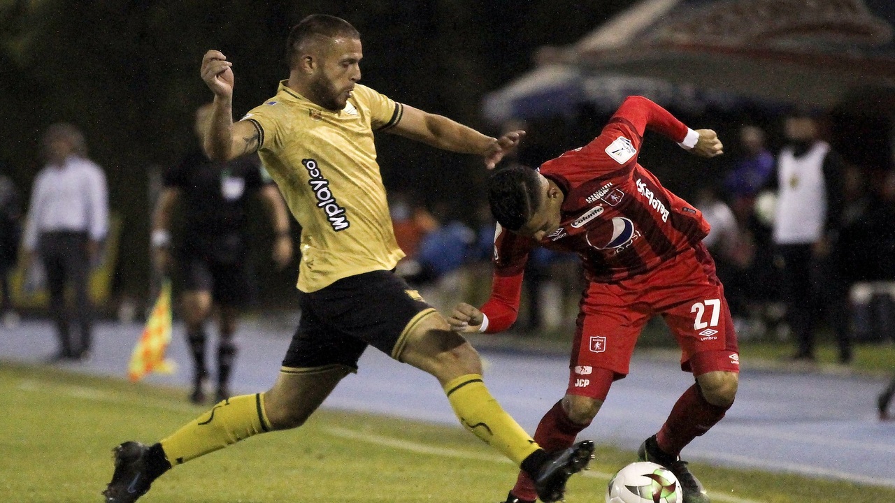 Águilas venció 2 x 0 al América en Rionegro