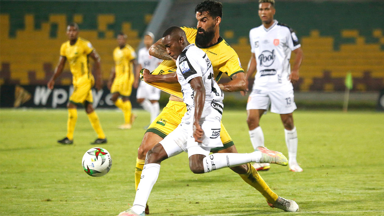 Envigado venció 2 x 1 a Bucaramanga en el Alfonso López