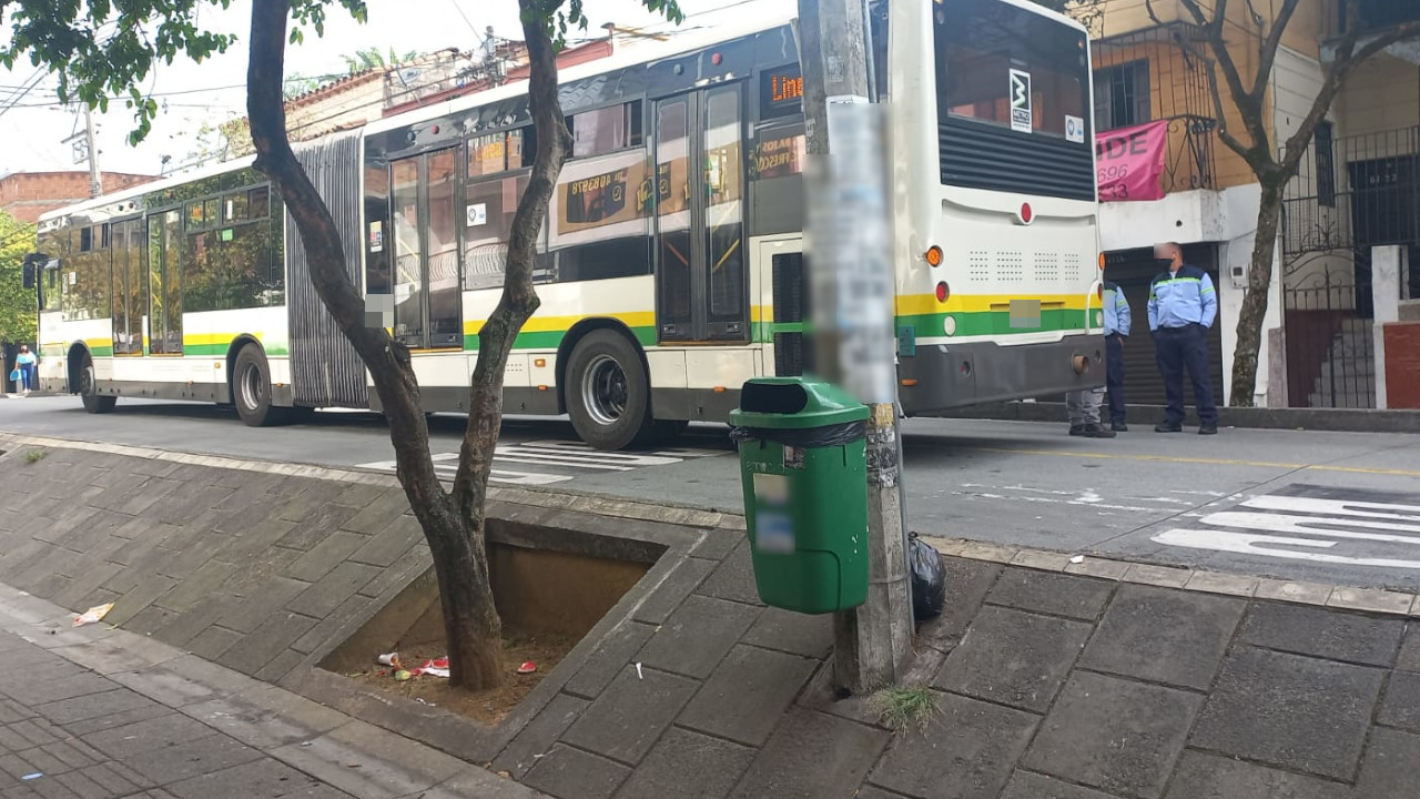 Carro de valores y Metroplús chocaron en Palos Verdes