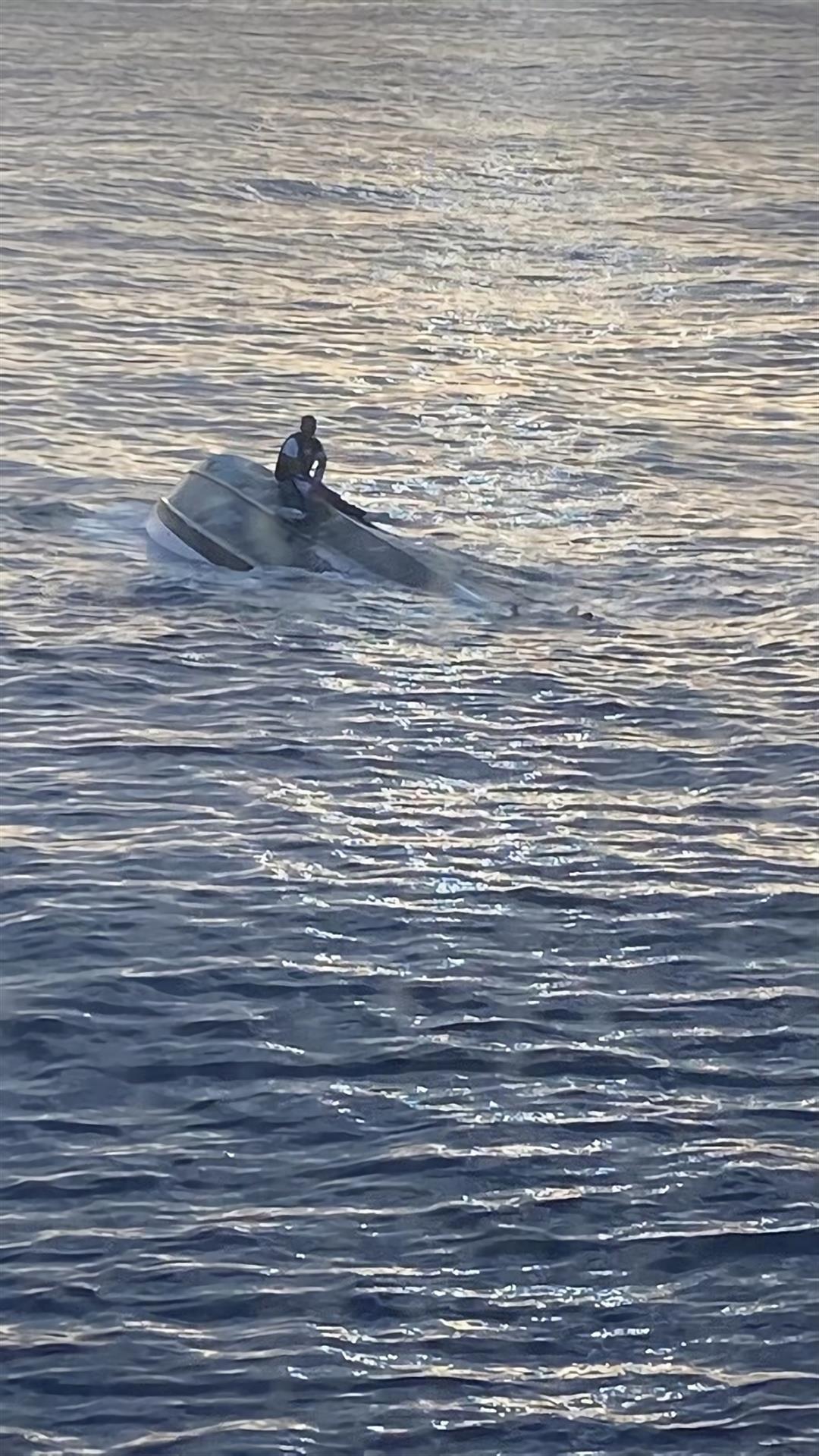 "Fue muy duro", colombiano que sobrevivió al naufragio frente a Florida 2 d06cbb321821219b2f5f21f971a3a87d4e8b03b3w