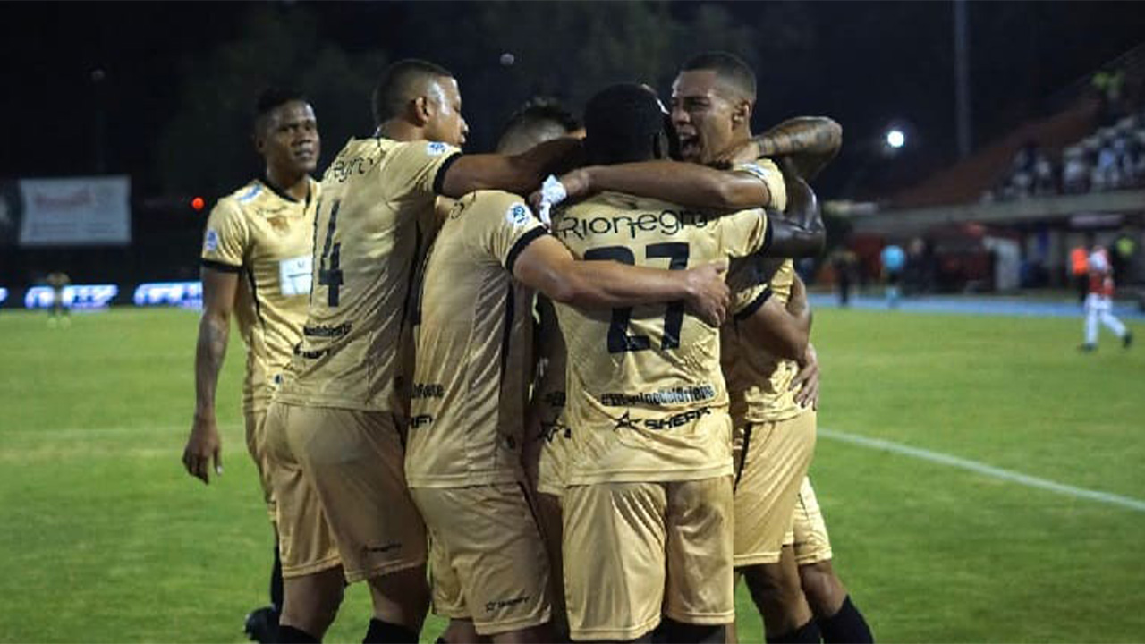 Águilas recibe a Pererira en su debut de la Copa Colombia