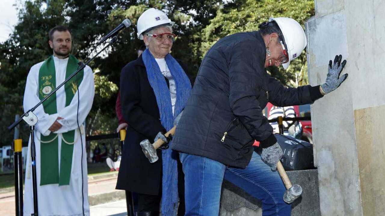 Abuela y mamá de Sandra Catalina