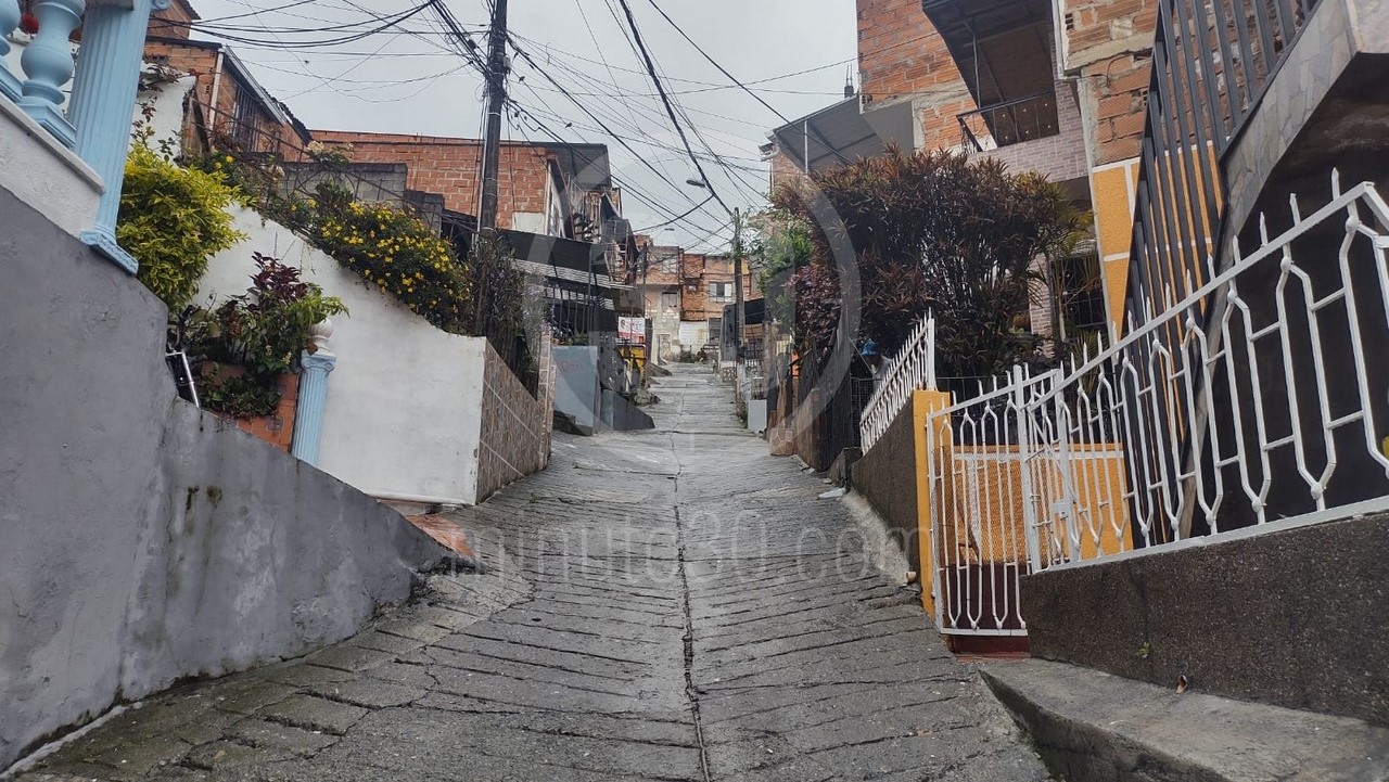 Mujer murió dentro de una casa en el Doce de Octubre